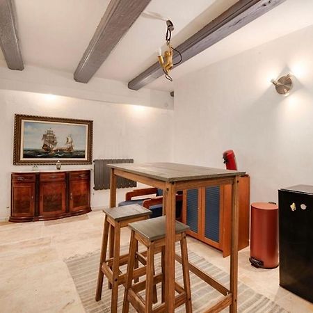 Rent Big Room With Breakfast Free In Old City Nancy Esterno foto