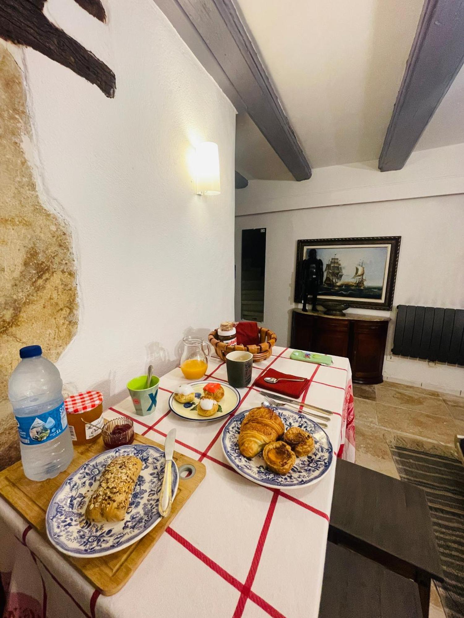 Rent Big Room With Breakfast Free In Old City Nancy Esterno foto